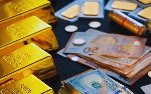 Exemple de monnaie Fiat avec des Euros et des Dollars