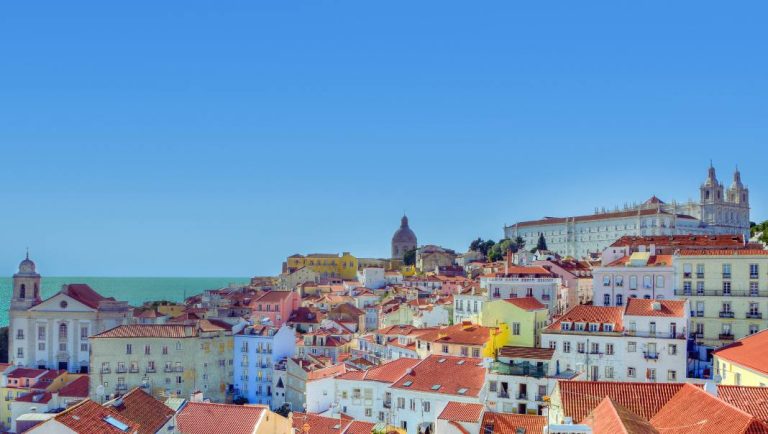 Photo d'une ville au Portugal